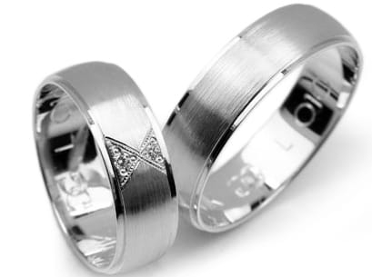 Obrączki ślubne z białego złota półokrągłe z cyrkoniami 6mm Lovely L010-b