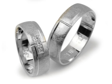 Obrączki ślubne z białego złota półokrągłe z cyrkoniami 6mm Lovely L060-b