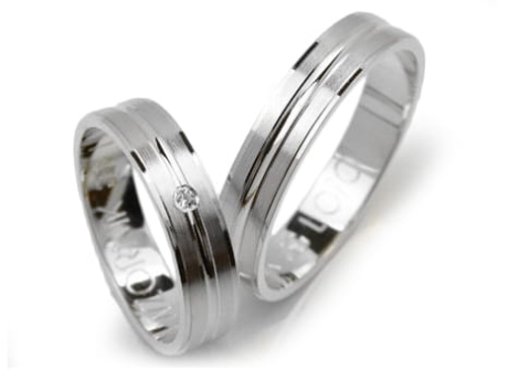 Przejdź do produktu Obrączki ślubne z białego złota płaskie z cyrkonią 4mm Lux L070