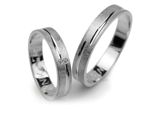 Obrączki ślubne z białego złota płaskie z cyrkoniami 4mm Lovely L134-b