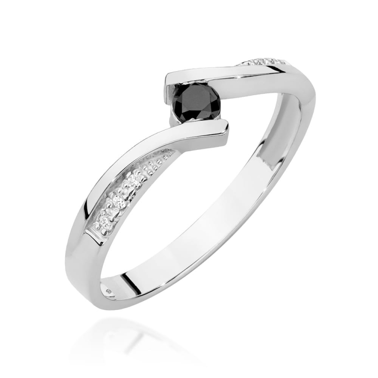 Pierścionek zaręczynowy z białego złota z czarnym diamentem i diamentami 0,03ct Fire Of Love