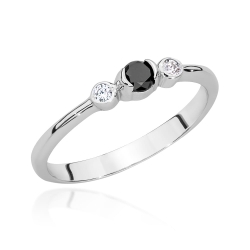 Pierścionek zaręczynowy z białego złota z czarnym diamentem i diamentami 0,06ct Fire Of Love