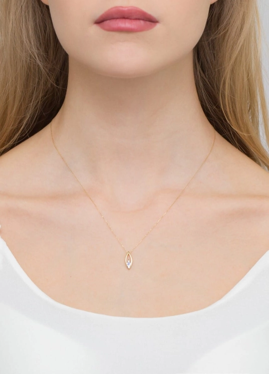 Naszyjnik z żółtego złota z szafirem i diamentami 0,03ct The Diamonds