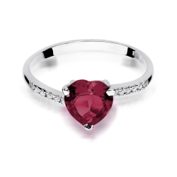 Pierścionek zaręczynowy z białego złota z rubinem i diamentami 0,06ct Fire Of Love