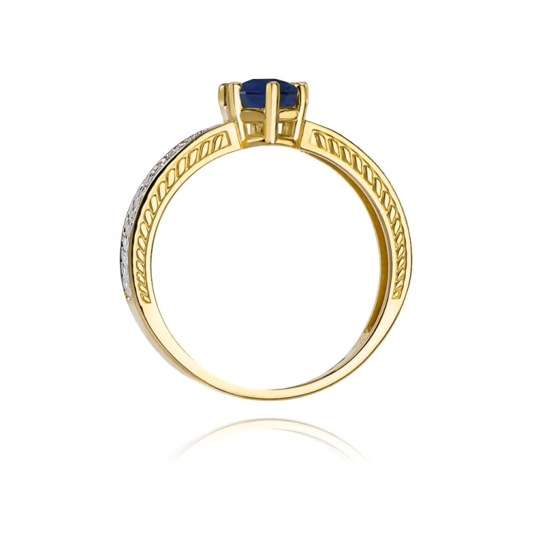 Pierścionek zaręczynowy z żółtego złota z szafirem i diamentami 0,08ct Fire Of Love