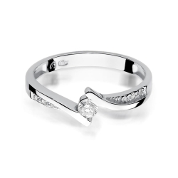 Pierścionek zaręczynowy z białego złota z brylantami 0,16ct Fire Of Love