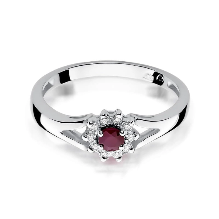 Pierścionek zaręczynowy z białego złota z rubinem i diamentami 0,09ct Fire Of Love