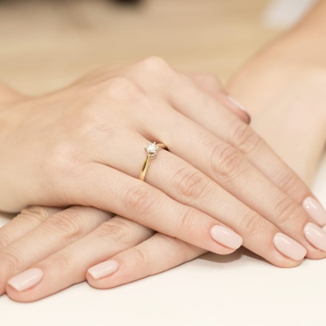Przejdź do produktu Pierścionek zaręczynowy z żółtego złota z diamentem 0,25ct Fire Of Love