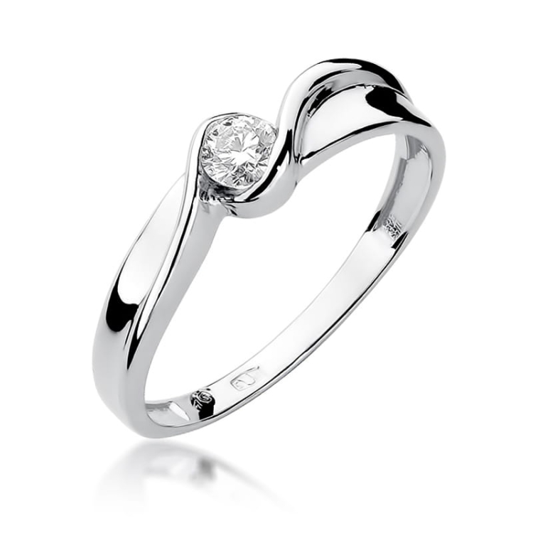 Pierścionek zaręczynowy z białego złota z diamentem 0,15ct Fire Of Love