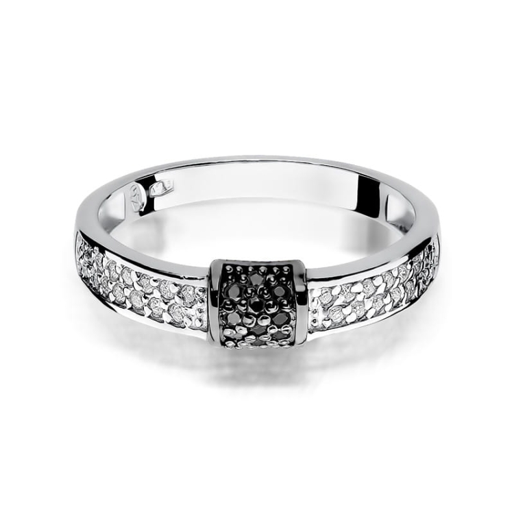 Pierścionek zaręczynowy z białego złota z czarnymi i białymi diamentami 0,14ct Fire Of Love