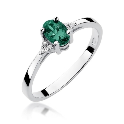 Pierścionek zaręczynowy z białego złota z szmaragdem i diamentami 0,05ct Fire Of Love