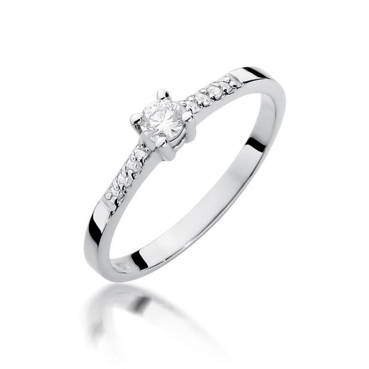 Pierścionek zaręczynowy z białego złota z diamentami 0,22ct Fire Of Love