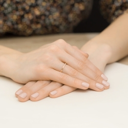 Pierścionek zaręczynowy z różowego złota z diamentami 0,04ct Fire Of Love