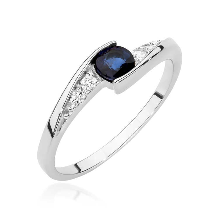 Pierścionek zaręczynowy z białego złota z szafirem i diamentami 0,06ct Fire Of Love