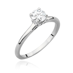 Pierścionek zaręczynowy z białego złota z centralnym diamentem 0,50ct Fire Of Love