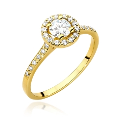 Pierścionek zaręczynowy z żółtego złota z diamentem 0,40ct i bocznymi diamencikami Fire Of Love