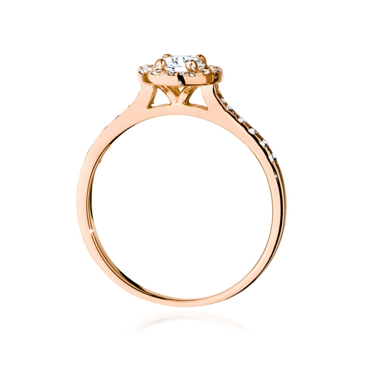 Pierścionek zaręczynowy z różowego złota z diamentem 0,40ct i bocznymi diamencikami Fire Of Love