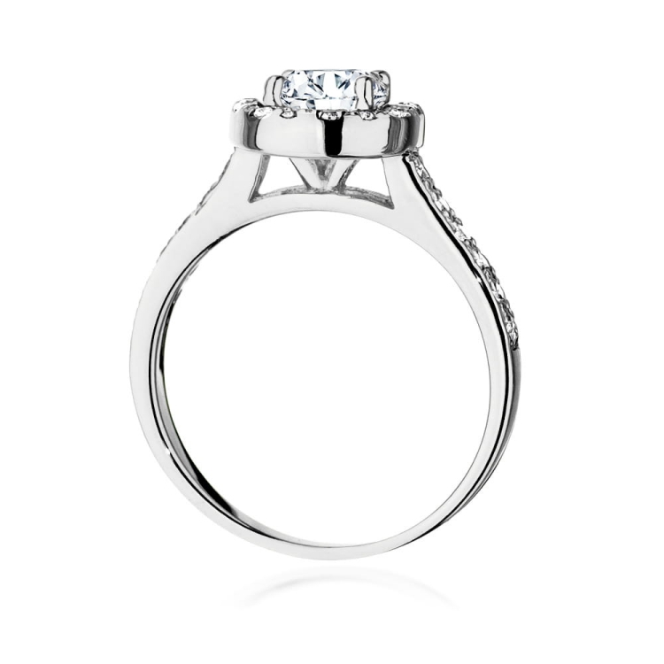 Pierścionek zaręczynowy z białego złota z diamentem 0,70ct i bocznymi diamencikami Fire Of Love