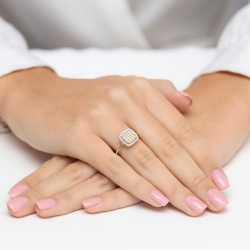 Pierścionek zaręczynowy z żółtego złota z diamentami 0,28ct Fire Of Love