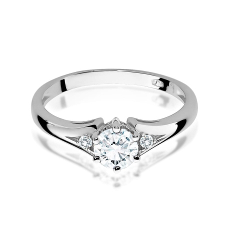 Przejdź do produktu Pierścionek zaręczynowy z białego złota z białym szafirem i diamentami 0,03ct Fire Of Love
