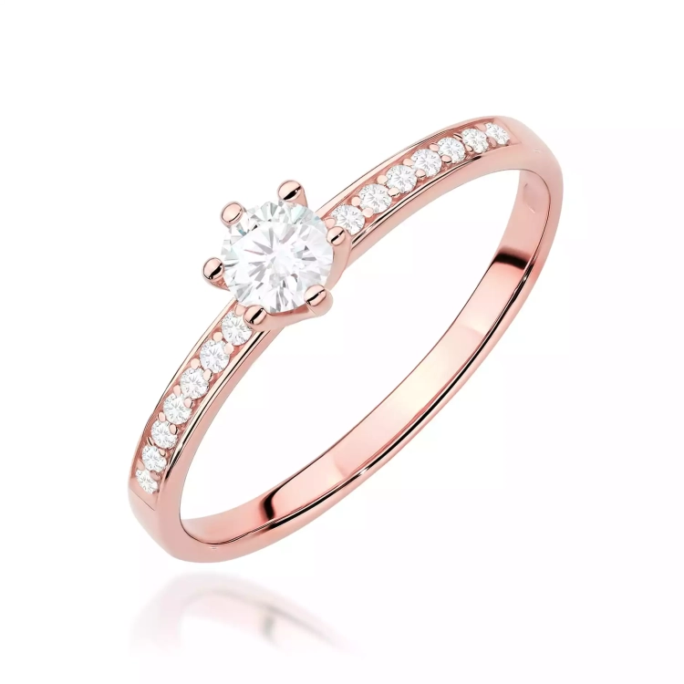 Pierścionek z różowego złota, diament laboratoryjny centralny 0,25ct