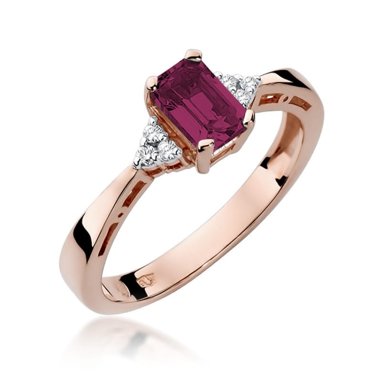 Pierścionek zaręczynowy z różowego złota z rubinem i diamentami 0,03ct Fire Of Love