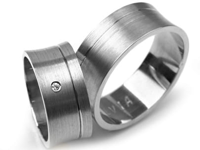 Obrączki ślubne z białego złota wklęsłe z cyrkonią 8mm Premium P-SALVIA-b