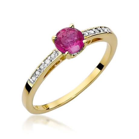 Przejdź do produktu Pierścionek zaręczynowy z żółtego złota z rubinem i diamentami 0,05ct Fire Of Love