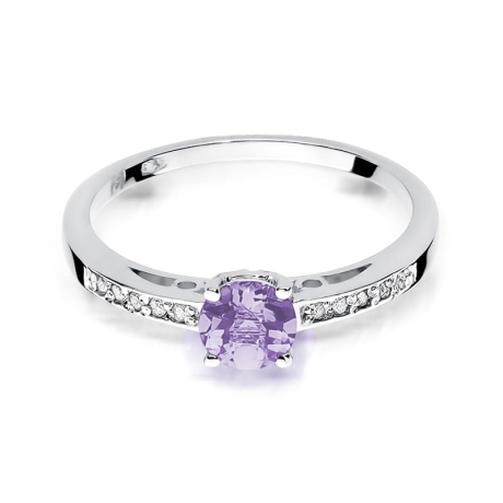 Przejdź do produktu Pierścionek zaręczynowy z białego złota z ametystem i diamentami 0,05ct Fire Of Love 
