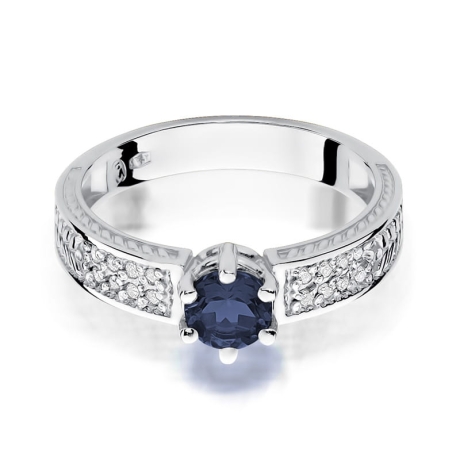 Przejdź do produktu Pierścionek zaręczynowy z białego złota z szafirem i diamentami 0,08ct Fire Of Love