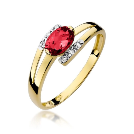 Przejdź do produktu Pierścionek zaręczynowy z żółtego złota z rubinem i diamentami 0,05ct Fire Of Love 