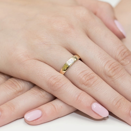 Przejdź do produktu Pierścionek zaręczynowy z żółtego złota z diamentami 0,02ct Fire Of Love