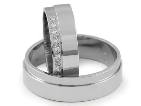 Obrączki ślubne z białego złota płaskie z cyrkoniami 6mm Estetic E284-b