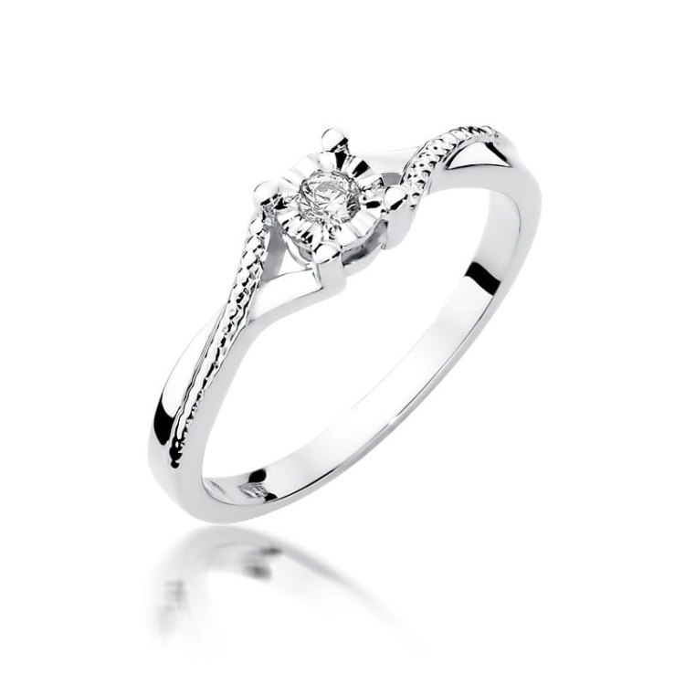 Pierścionek zaręczynowy z białego złota z diamentem 0,08ct Fire Of Love BW-361-b