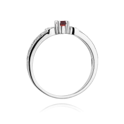 Pierścionek zaręczynowy z białego złota z rubinem i diamentami 0,03ct Fire Of Love BW-411-rubin-b