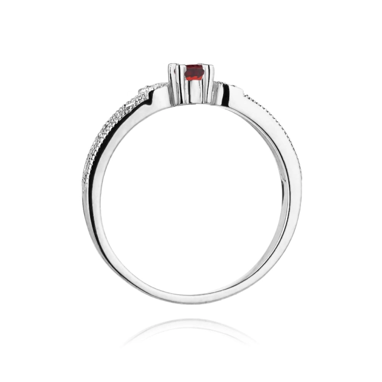 Pierścionek zaręczynowy z białego złota z rubinem i diamentami 0,03ct Fire Of Love BW-411-rubin-b